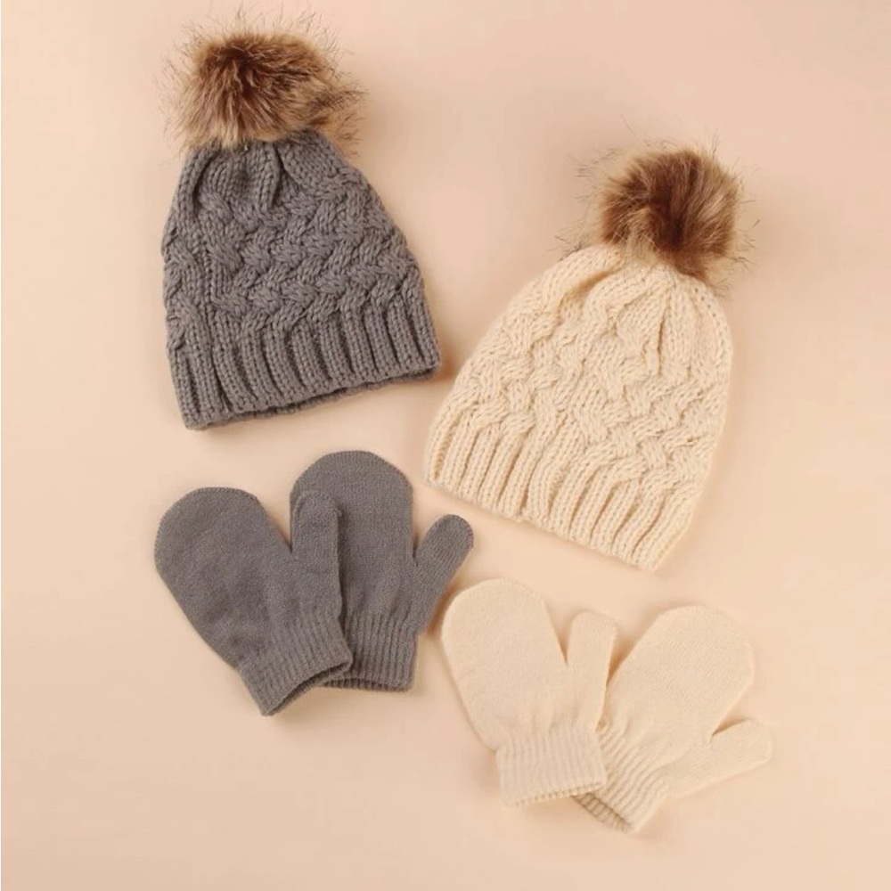 Bundle of hat and glove set for babies